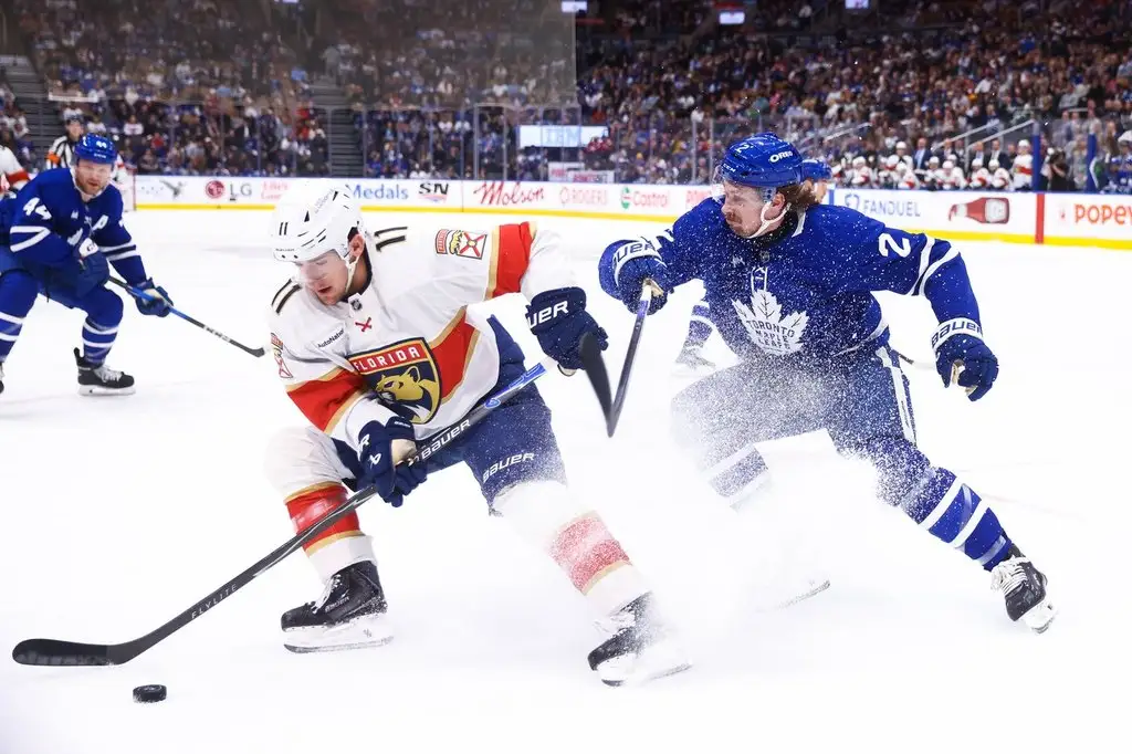 Panthers cruise past Maple Leafs 6-2
