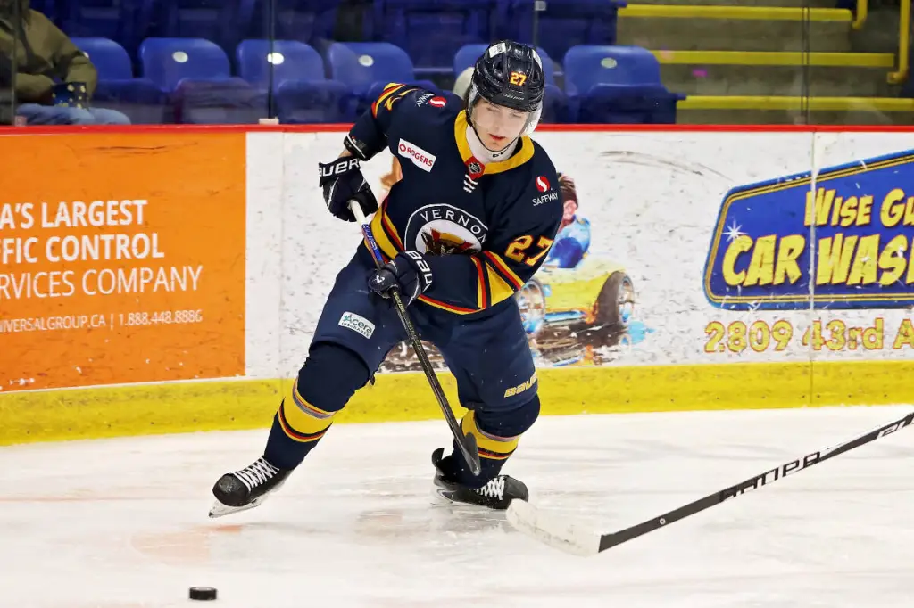 Vernon Vipers forward finalist for BCHL Rookie of the Year