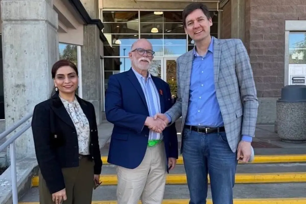 B.C. Premier Eby makes stop in Lake Country, meets with Mayor Ireland